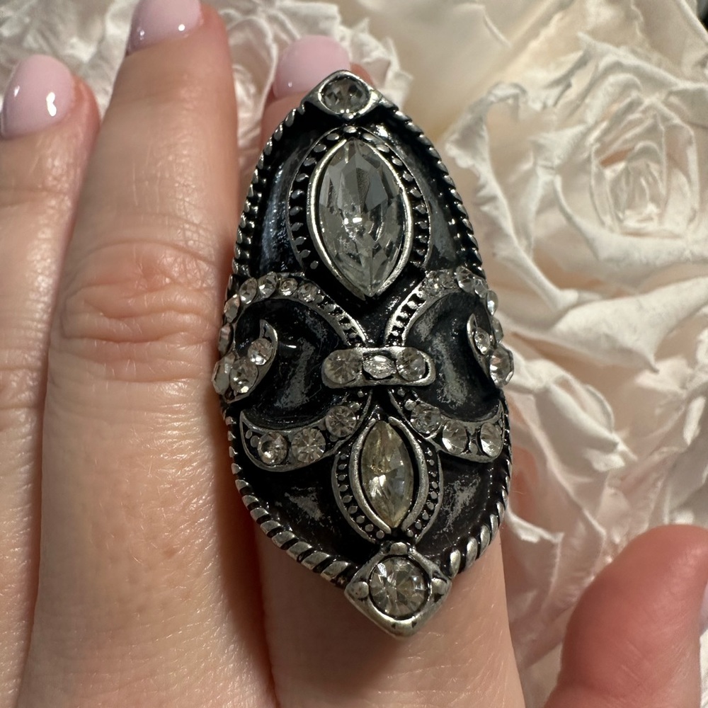 Fleur De Lis Shield Statement Ring - Silver Tone … - image 4